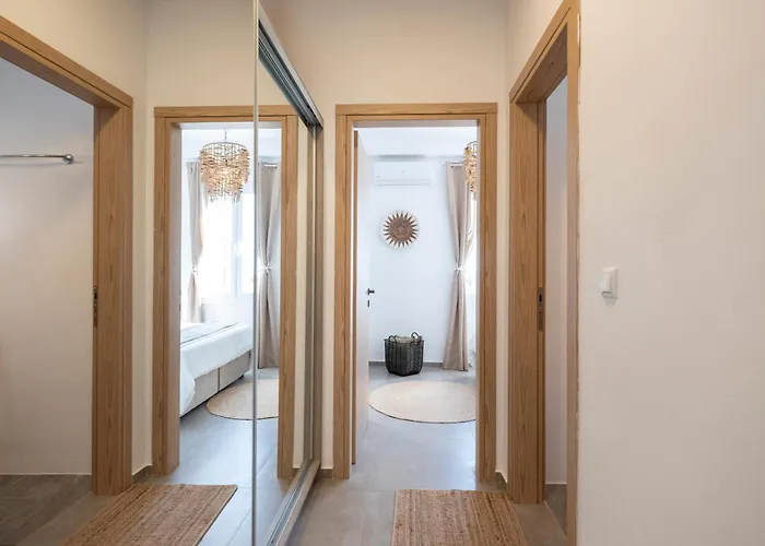 Pounta ,2br W Shared Pool,fiora I *