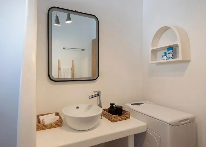 Pounta ,2br W Shared Pool,fiora I *