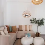 Pounta ,2br W Shared Pool,fiora I Holiday home Pounda