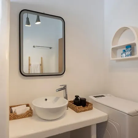 Pounta ,2br W Shared Pool,fiora I *
