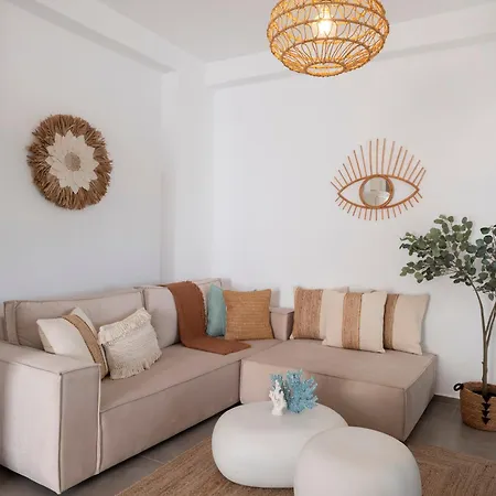 Pounta ,2br W Shared Pool,fiora I 別荘