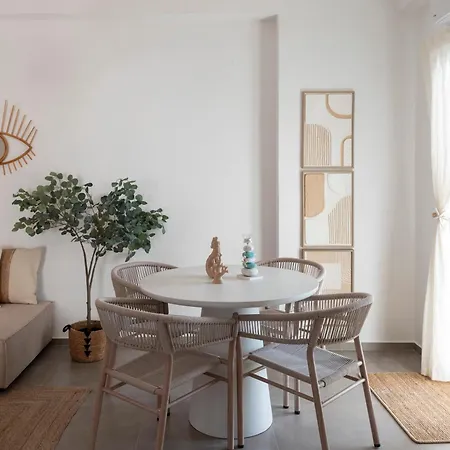 Pounta ,2br W Shared Pool,fiora I Pounda