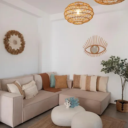 Pounta ,2br W Shared Pool,fiora I 別荘
